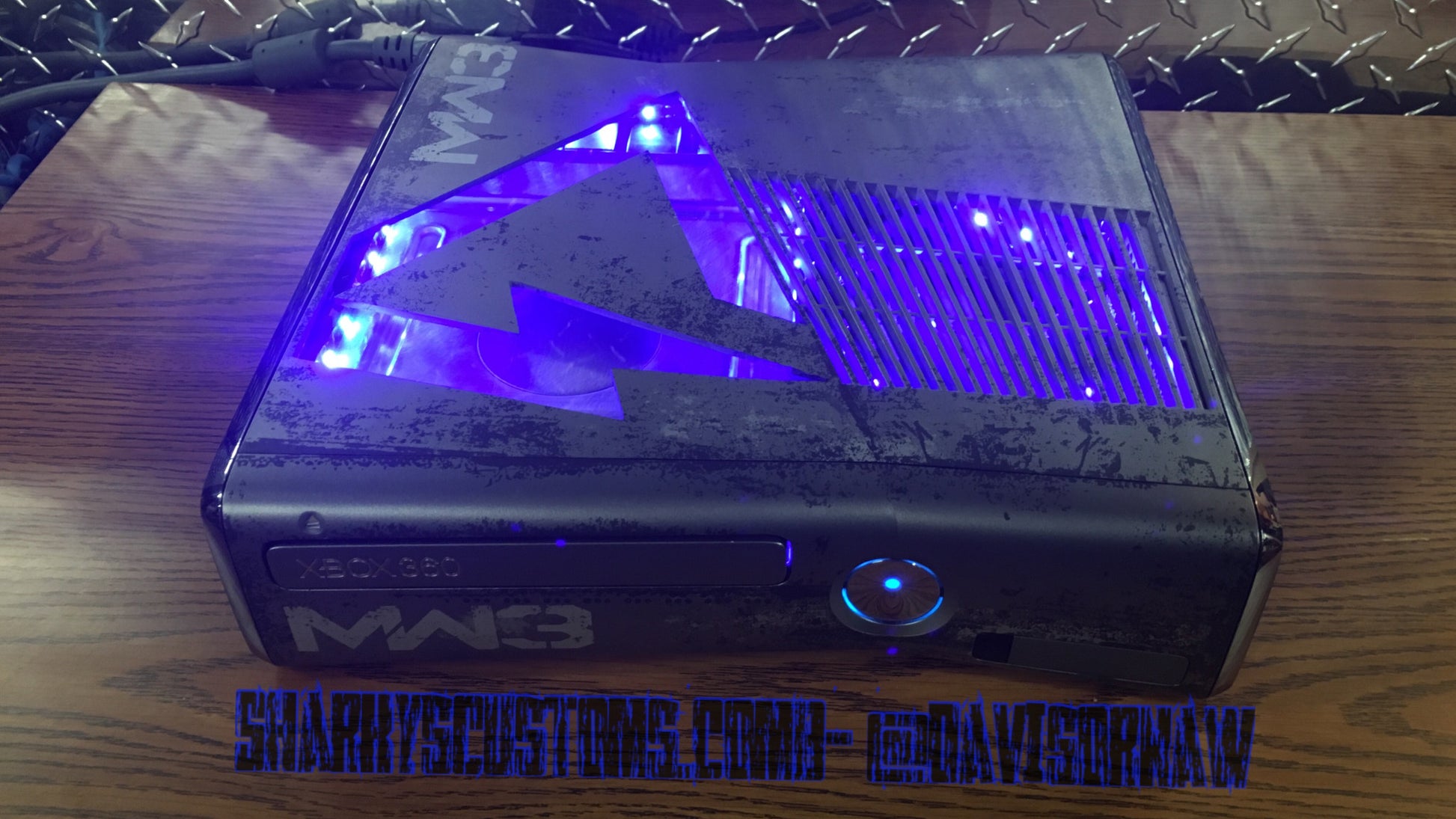 Custom (Blue) Limited MW3 Hand Crafted RGH2 Slim, 320 GB HDD W/ 15 Mod Menu's - Sharky's Customs LLC