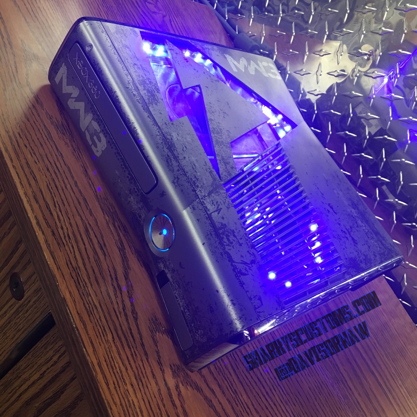 Custom (Blue) Limited MW3 Hand Crafted RGH2 Slim, 320 GB HDD W/ 15 Mod Menu's - Sharky's Customs LLC